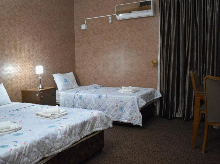 تور چابهار هتل شاهان تورنگار