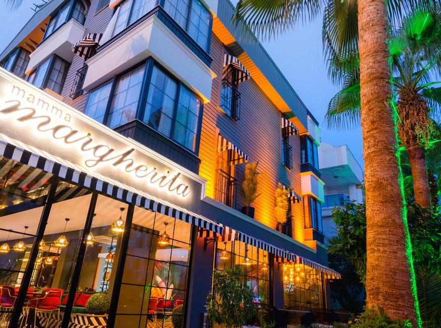 هتل بازل تورنگار