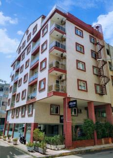 هتل سیتی این فامیلی آپارت