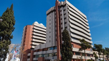 تور شیراز هتل بین المللی پارساز تهران