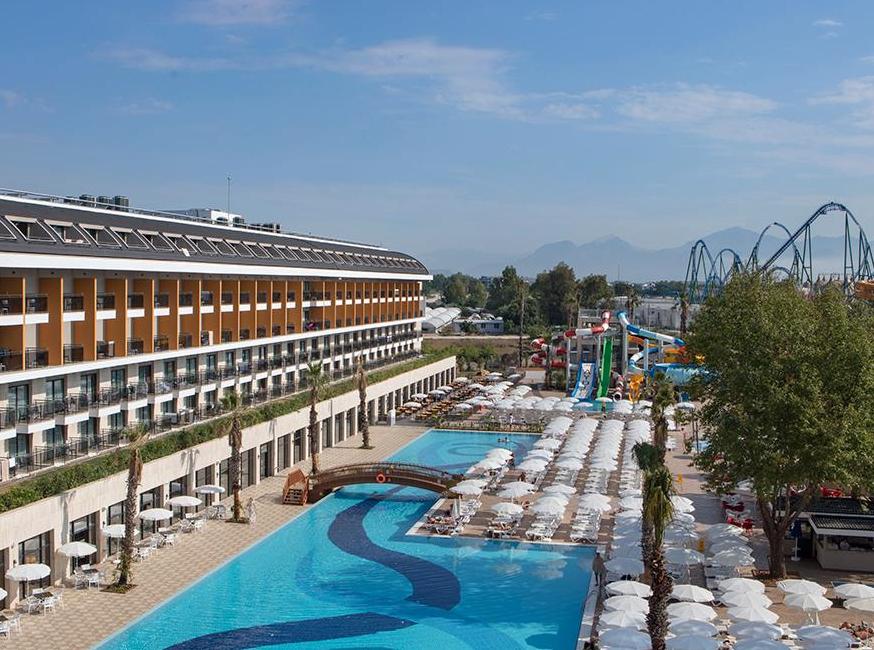 هتل آیدینبی کوئینز پالاس اند اسپا تورنگار