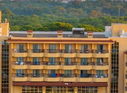 رزورت خانوادگی آستریا بلک تورنگار