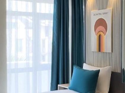 هتل اسکای لوکس کونیالتی تورنگار