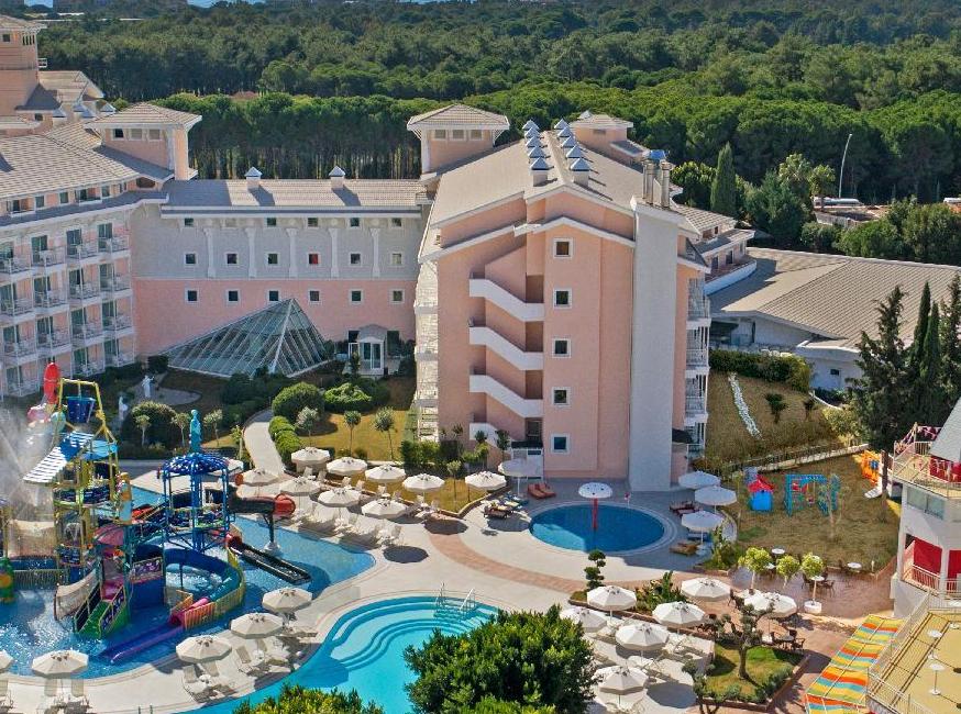 هتل اینویستا بلک تورنگار