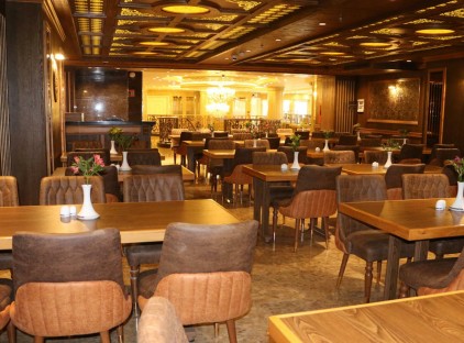 تور اصفهان هتل آرماندیس تورنگار