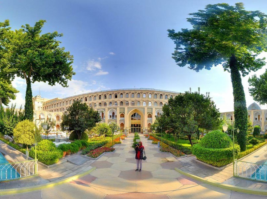 تور اصفهان هتل عباسی تورنگار