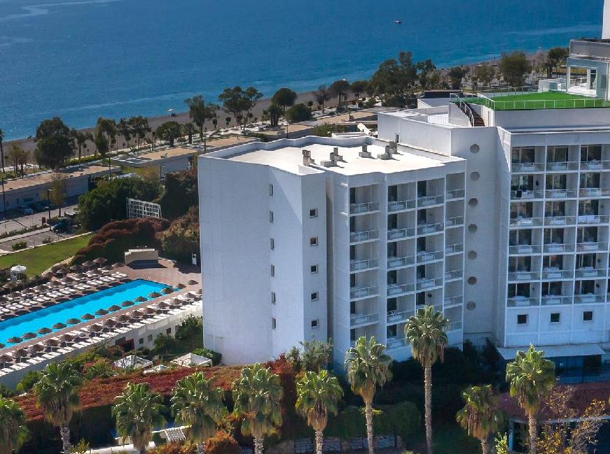 هتل SU و آکوالند تورنگار