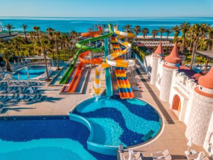 هتل بلک بیچ ریزورت