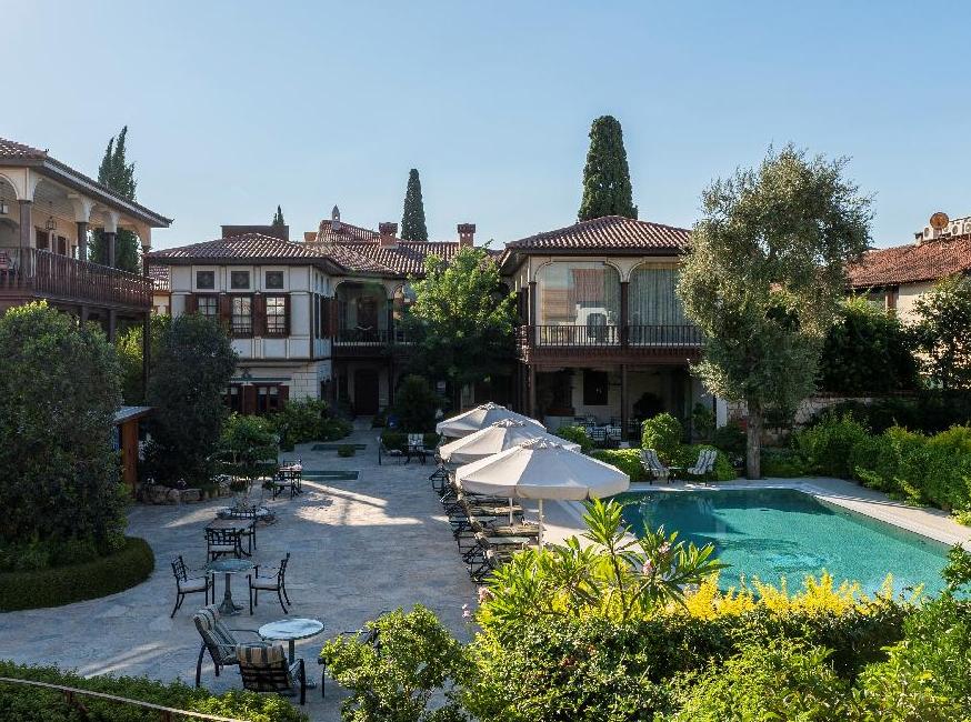 هتل روئین‌آدالیا - فقط برای بزرگسالان تورنگار