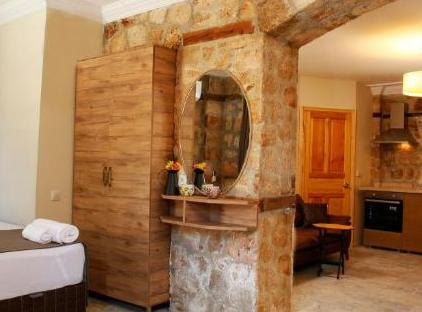 هتل بوتیک کستل این تورنگار