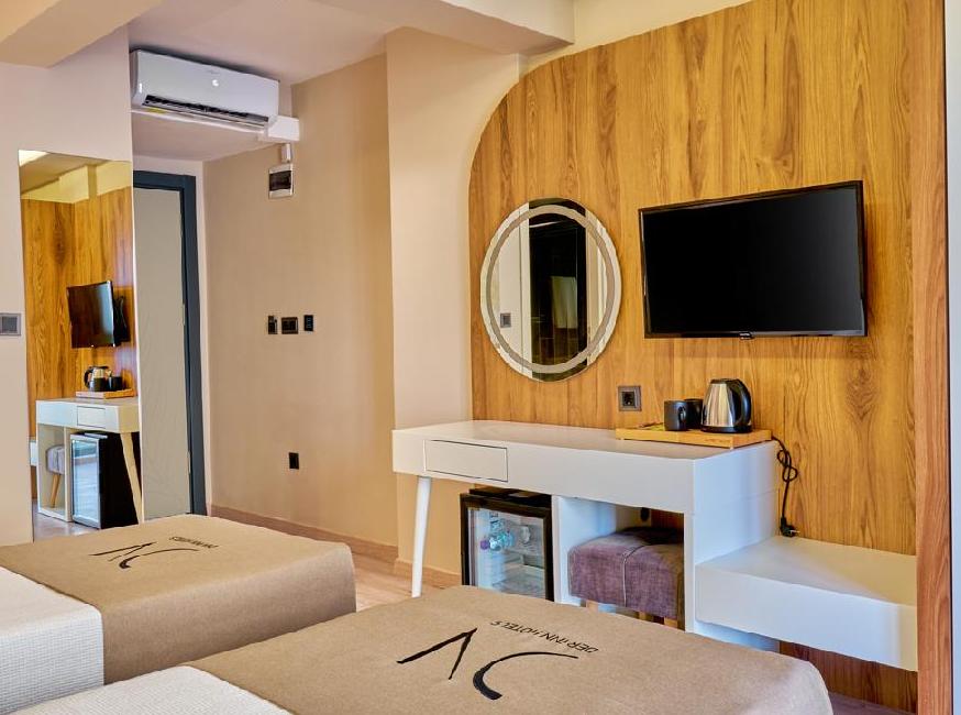 هتل در این لارا تورنگار