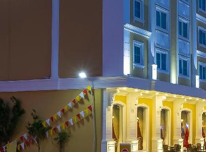 هتل لاتانیا پالم اسپا ایرپورت تورنگار