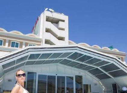 هتل لاتانیا پالم اسپا ایرپورت تورنگار