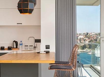 هتل افلون سی هیل کانسپت تورنگار