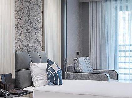 هتل فور پوینتس فلکس توسط شراتون آنتالیا لارا تورنگار