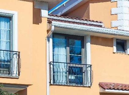 خانه‌های اِما تورنگار