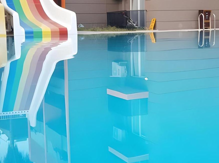 هتل دیونیسوس اسپا بلک تورنگار