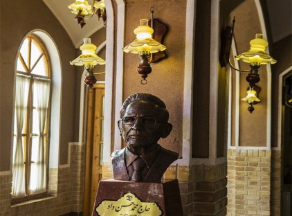 تور یزد هتل داد تورنگار