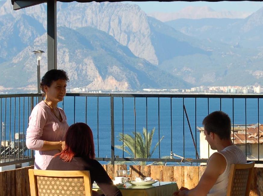 هتل تونتی کاله‌ایچی تورنگار