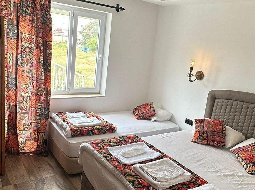 هتل بوتیک وایت کانتری تورنگار