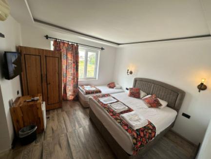 هتل بوتیک وایت کانتری