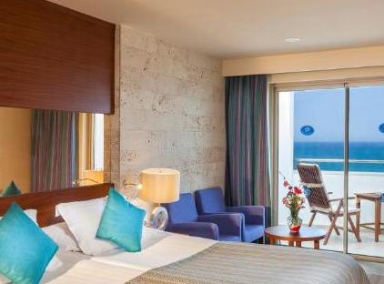 هتل ملاس لارا تورنگار