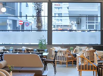 هتل افلون لفت سیتی تورنگار