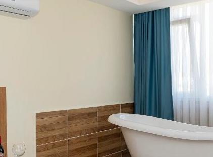 هتل دایموند لوکس تورنگار