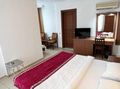 هتل رویال هیل تورنگار