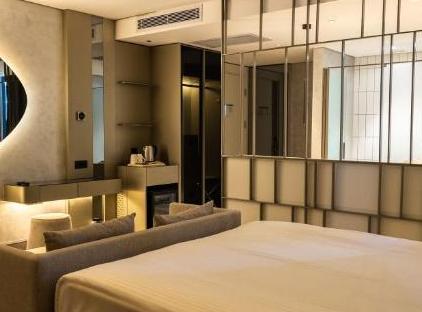 هتل فور هیلز تورنگار