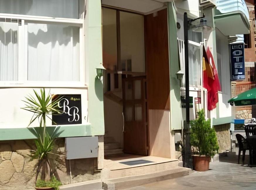 هتل آتیچی تورنگار