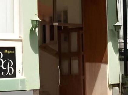 هتل آتیچی تورنگار