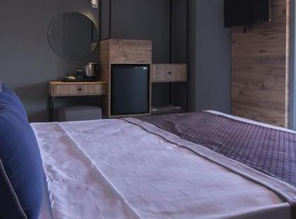 هتل پِیور بلانش تورنگار