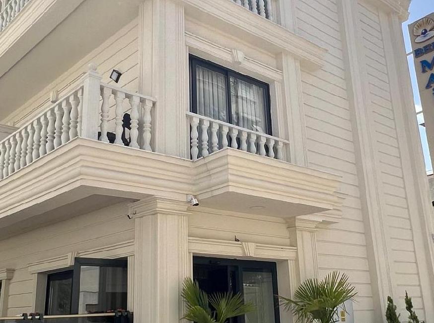 هتل بر مای اینچی آنتالیا تورنگار