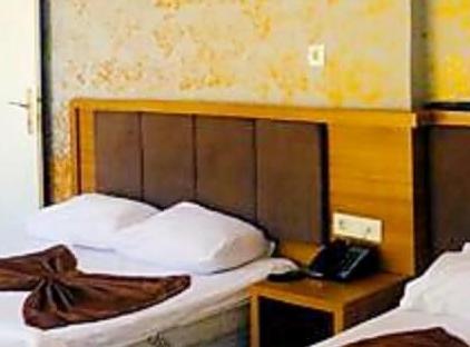 هتل لاوین گاردن تورنگار