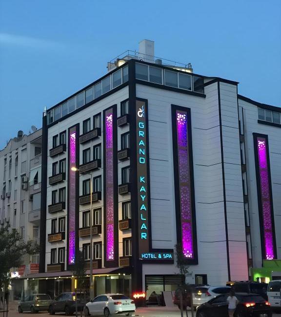 هتل گراند کایالار تورنگار