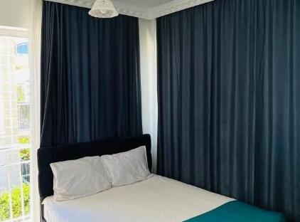 هتل بلک گلد تورنگار