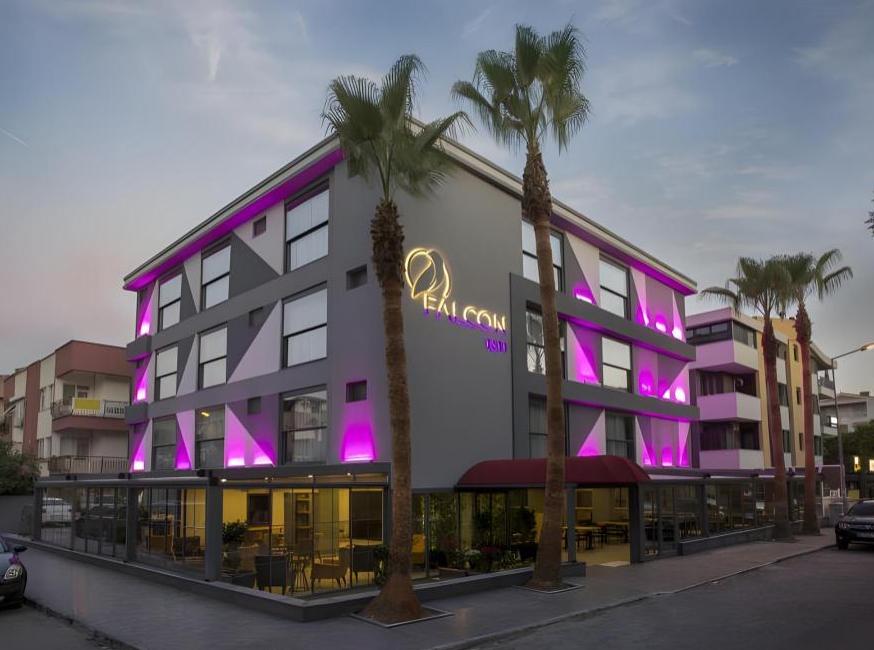 هتل فالکون 1511 تورنگار