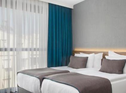 هتل فالکون 1511 تورنگار