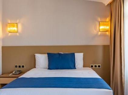 هتل سفاری اوتل تورنگار