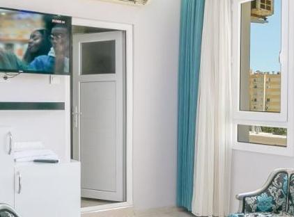 هتل اندا لارا تورنگار