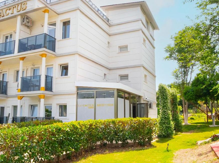 هتل بوتیک لا کاکتوس تورنگار