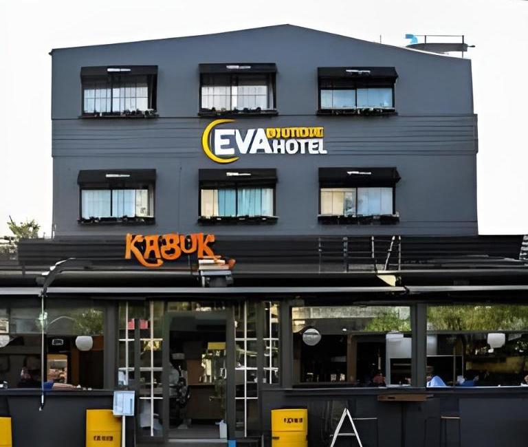 هتل ایوا تورنگار