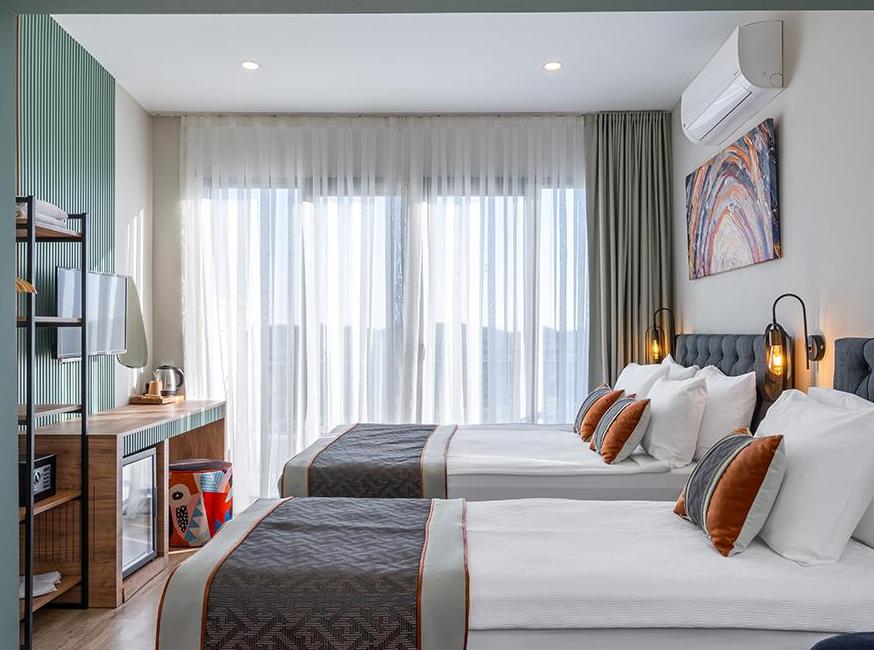 هتل اکینوس تورنگار