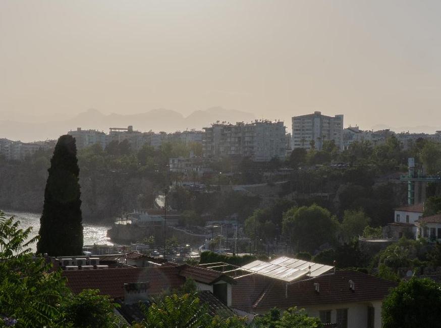 هتل کوئنا تورنگار