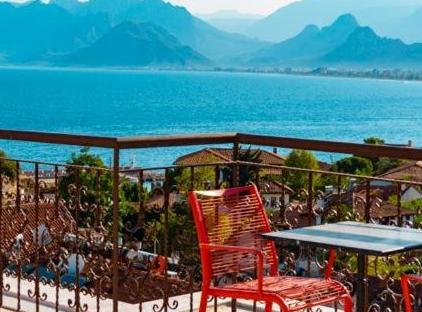 هتل پاترون تورنگار