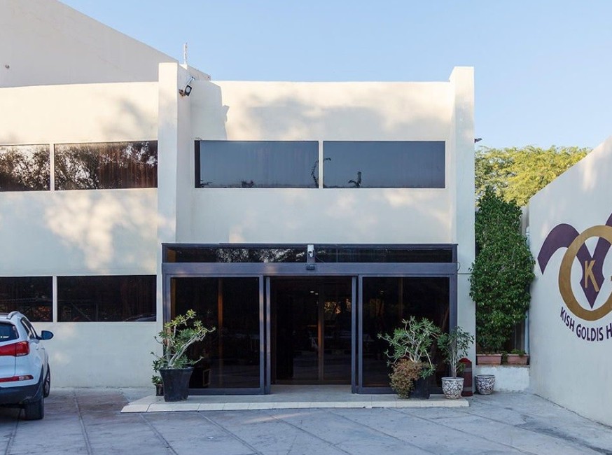 تور کیش هتل گلدیس تورنگار