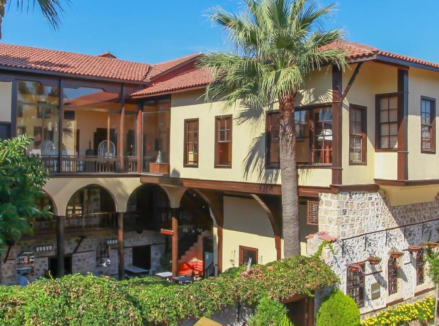 هتل آلپ پاشا - کلاس ویژه تورنگار