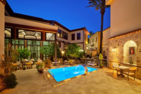 هتل ۱۲۰۷ کلاس ویژه