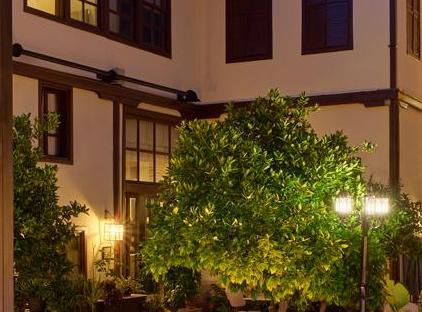 هتل ۱۲۰۷ کلاس ویژه تورنگار